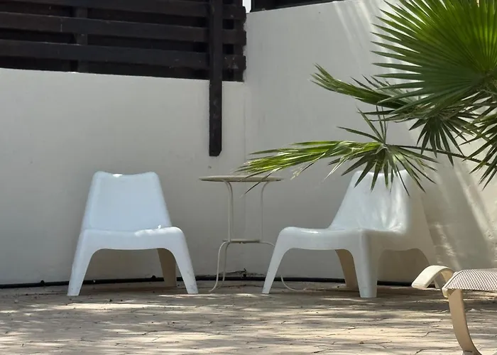 Sunset Agia Thekla Villa *