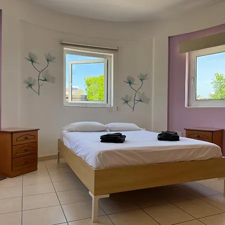 Sunset Agia Thekla 别墅 *