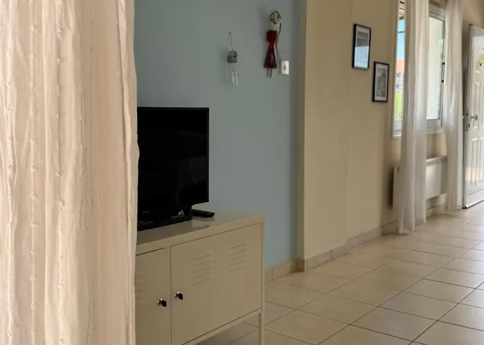 Sunset Agia Thekla איה נאפה