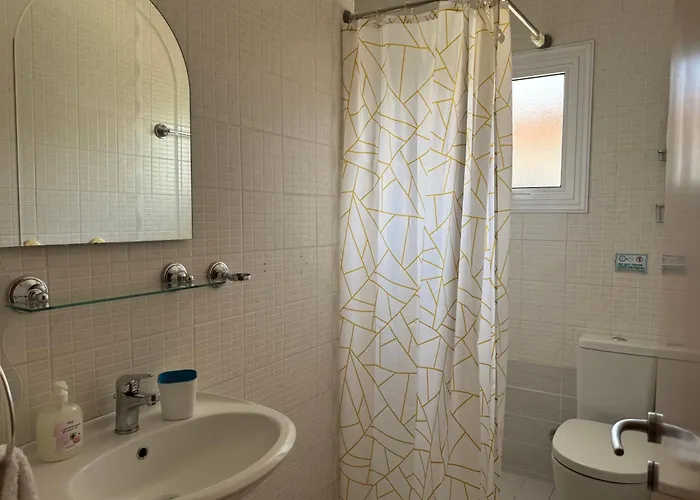 Sunset Agia Thekla ヴィラ アヤナパ